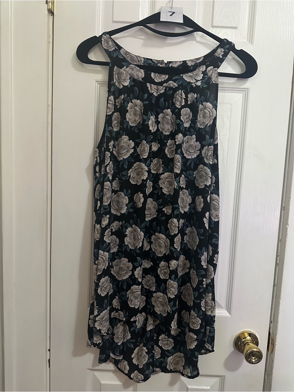 Torrid Georgette High Neck Tank
Top Size 1
